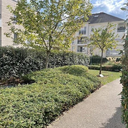Studio 28 M2 & Jardin Privatif 20 M2 Montigny-le-Bretonneux Exterior foto